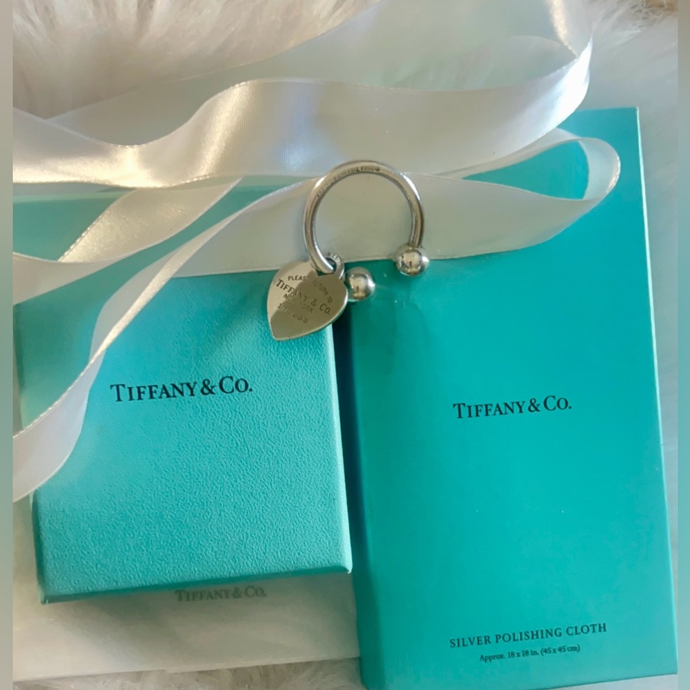 Tiffany & Co. Heart Key Chain & Polishing Cloth